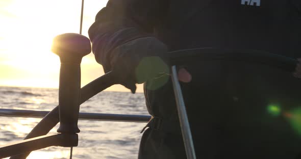 4K25 - Sailing on sunset - steering whell detail