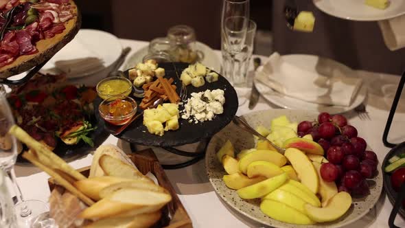 food and drinks on the table in the restaurant alt