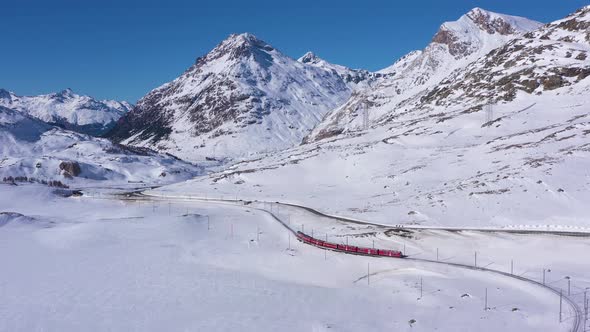 Train in Switzerland in Winter alt