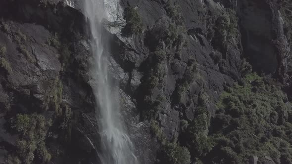 Waterfall aerial alt