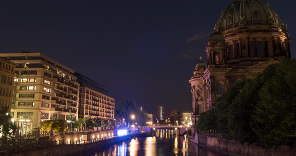 Night timelapse of the Berlin Cathedral