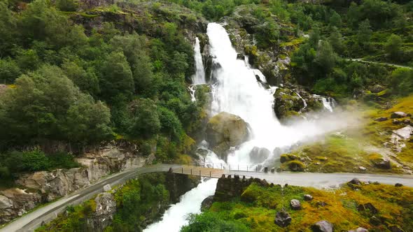 Briksdalsbreen glacier arm of Jostedalsbreen, Briksdalsbre, Norway alt