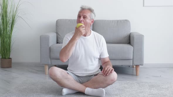 Healthy Nutrition Fitness Diet Man Eating Apple alt