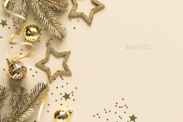 Greeting card concept voor Christmas New Year on Set Sail Champagne color
