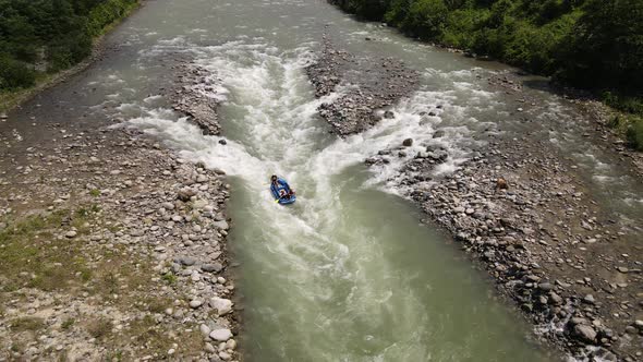 Rafting Sport On A Horny River alt