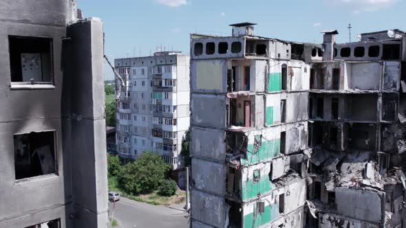 War in Ukraine  Destroyed Building in Borodyanka alt
