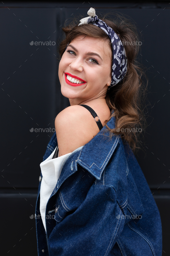 Jeans Jacket: Over 248,887 Royalty-Free Licensable Stock Photos |  Shutterstock