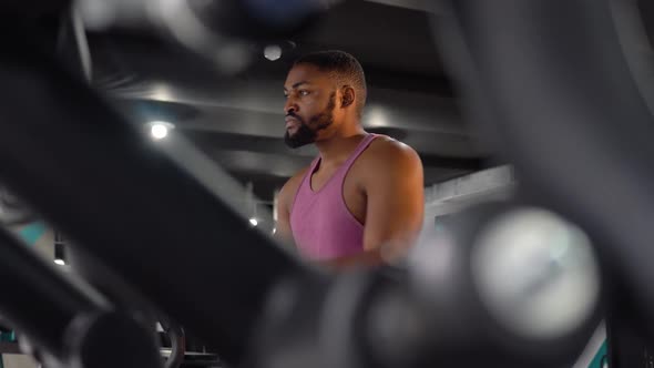 Black Man Workout in the Gym alt