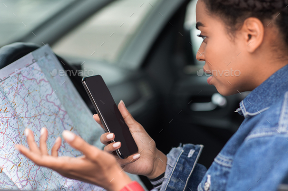 Search for route on map, get lost while traveling alone in big city