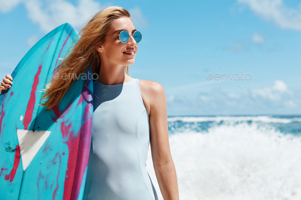 4,900+ Teenage Swimsuit Models Stock Photos, Pictures & Royalty-Free Images  - iStock
