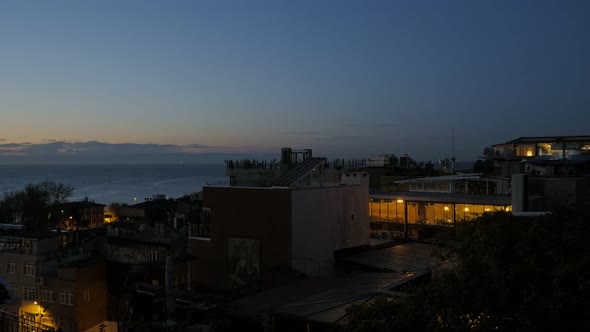 A City in the Morning. Sunrise Timelapse of Old Istanbul, Turkey alt