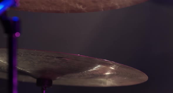 Drum Cymbal Hits Raise Water Droplets Up