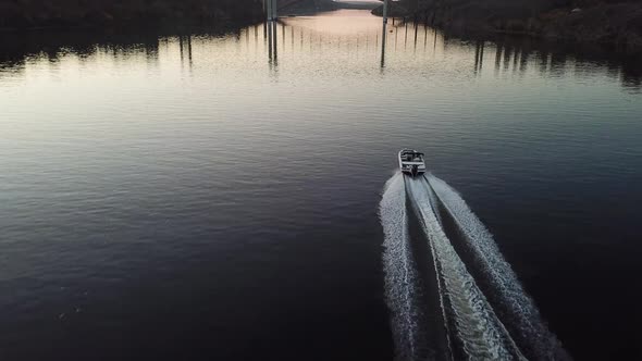  Boat Sailing To the Bridge