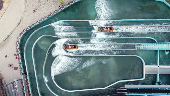 Super Flume Water Ride alt