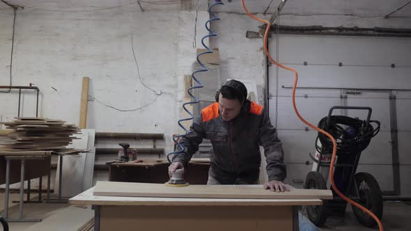 Worker Furniture Industry Grinds Wood Products Grinder