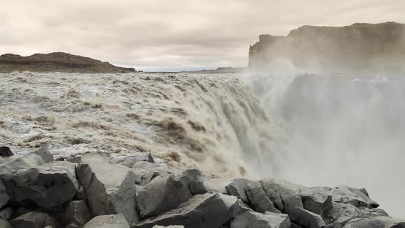 Waterfall Dettifoss in Iceland alt