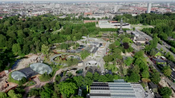Copenhagen Zoo, Denmark alt