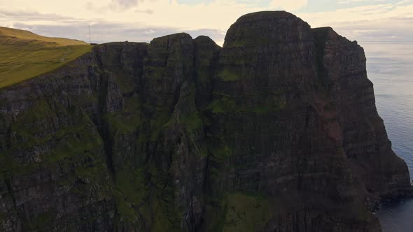 Drone Of High Sea Cliff Beinisvord alt