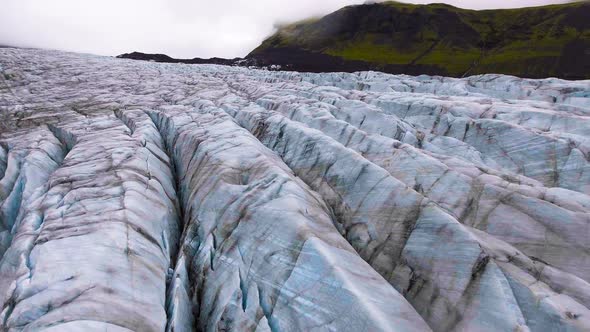 Svinafellsjokull Glacier in Vatnajokull Iceland alt