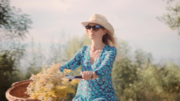 Carefree Cyclist On Weekend Vacation Having Fun, Sport Recreation Leisure Cycling, Vacation Travel alt