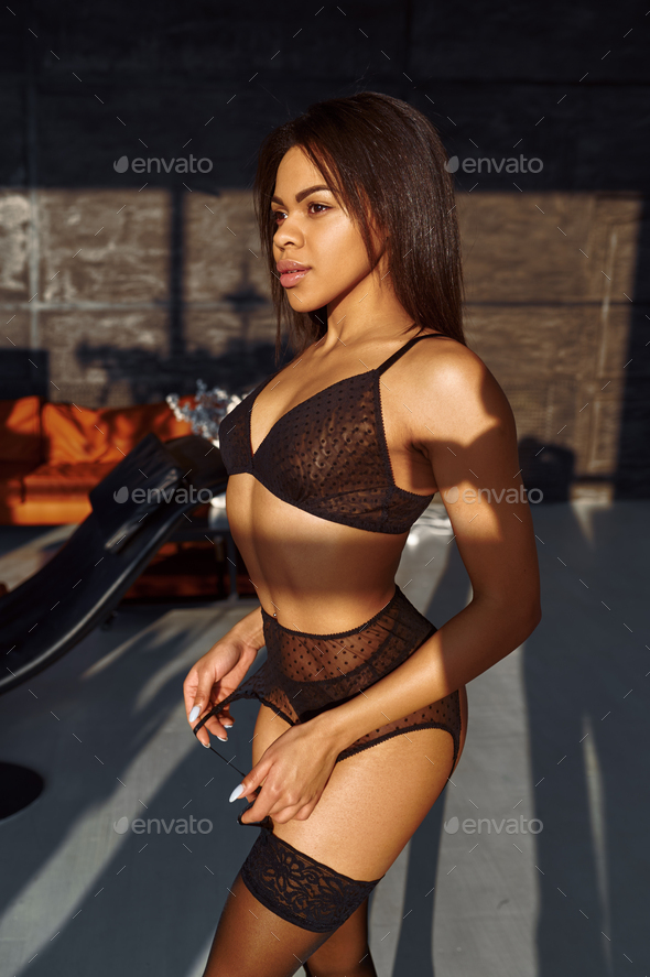 jeugd knuffel Wafel Slim female body in sexy lingerie, side view Stock Photo by NomadSoul1