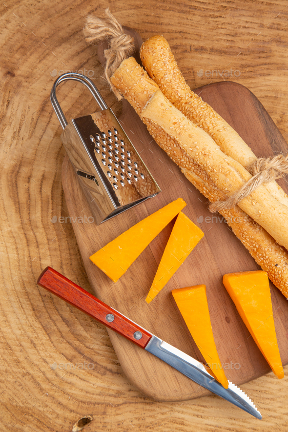 Cheese and bread grater 