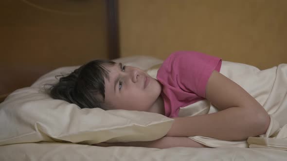 Insomnia of the child.  alt