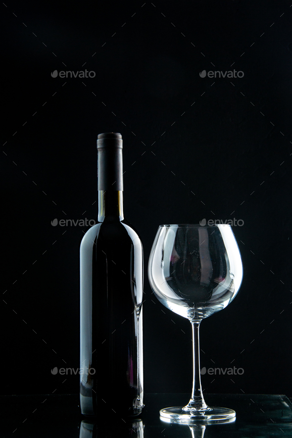 empty wine bottle wallpaper