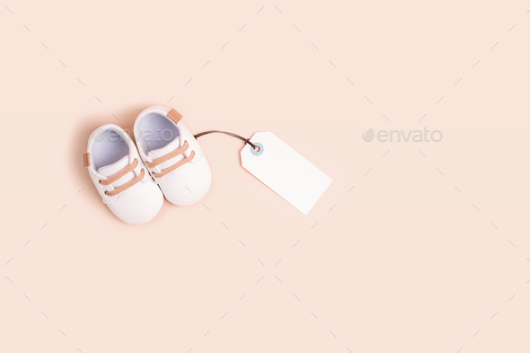 neutral baby shoes