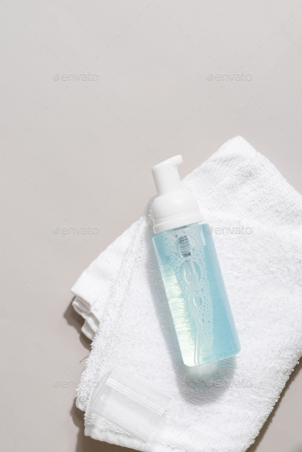 Transparent plastic cosmetic foam pump bottle mock-up