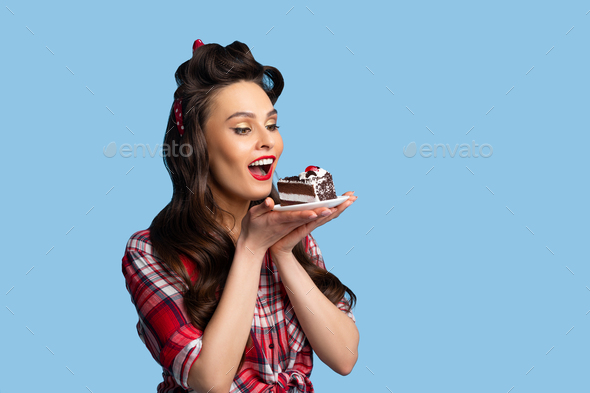 Eating Cake Pictures | Download Free Images on Unsplash