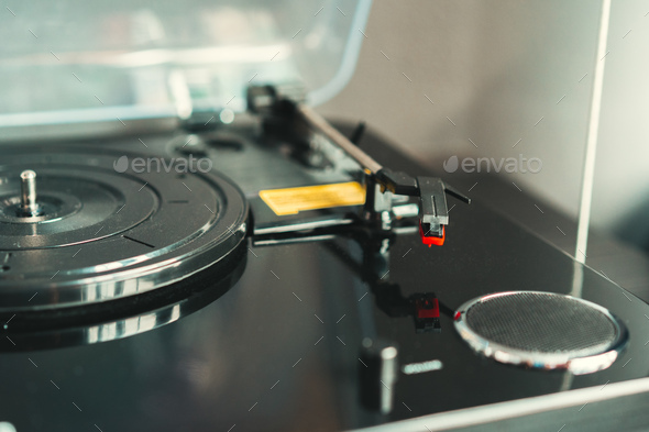 Close Up Shot Of A Vintage Record Player Stock Photo By Fabrikaphoto