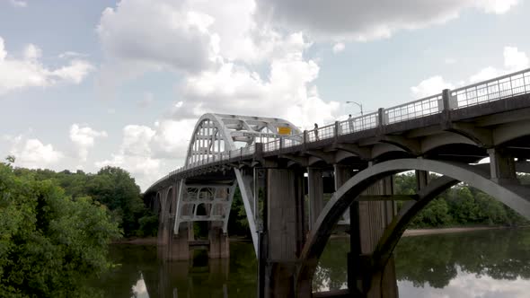 Edmund Pettus bridge in Selma, Alabama from below with pan in slow motion. alt