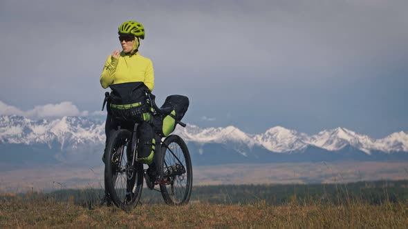 The Woman Travel on Mixed Terrain Cycle Touring with Bikepacking alt