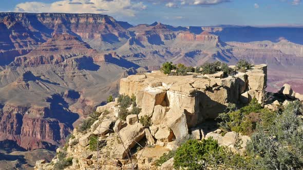 Rock Formation at Grand Canyon Zoom In alt