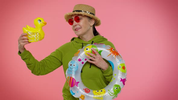 Cheerful Senior Old Granny Woman Traveler Tourist Dancing Fooling Vacation Journey Trip to Seaside alt