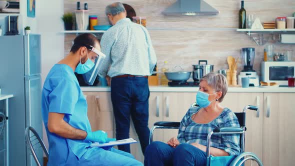 Doctor Check Body Temperature alt