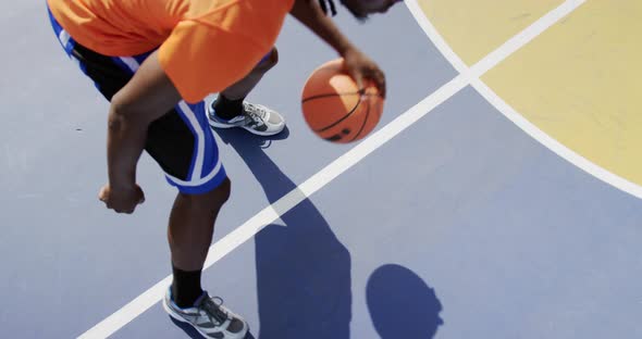 Basketball player playing basketball 4k alt
