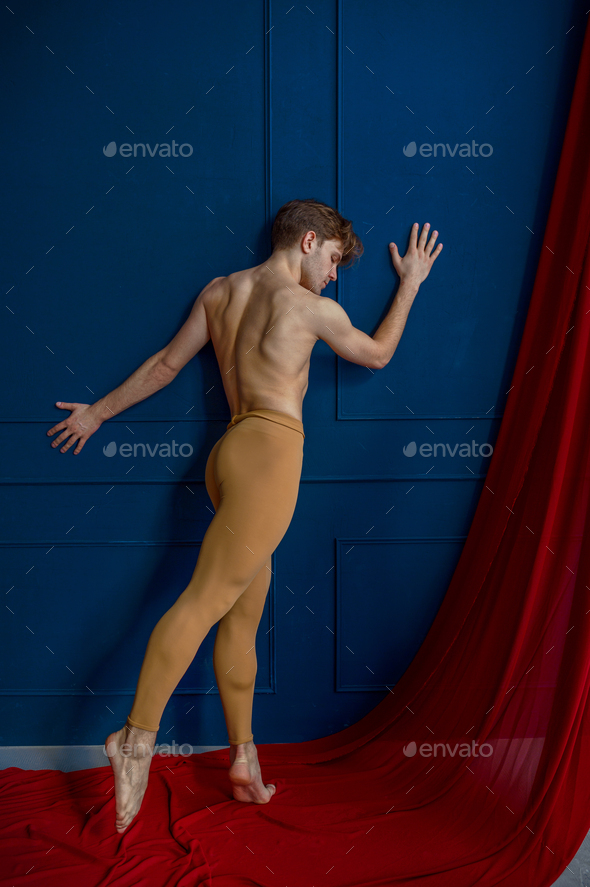 Male ballet dancer, performing in dancing studio - Stock Photo - Images