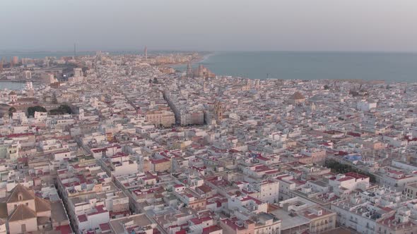 Aerial view of the Cadiz buildings alt