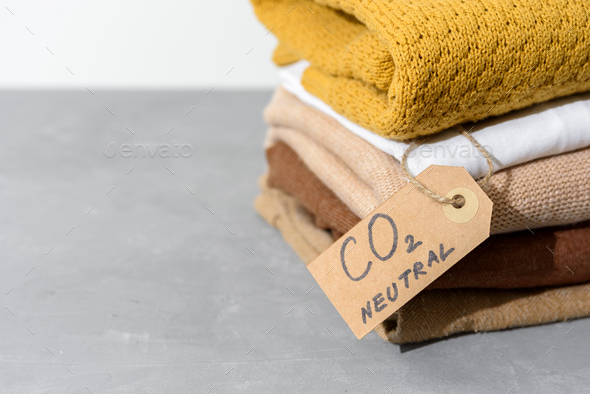 Clothes with carbon emission label