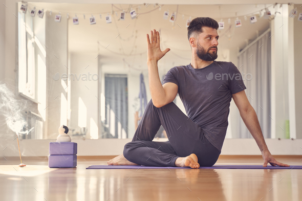 Funny Robot Yoga Pose Graphic Perfect For Men Women Kids PopSockets  Swappable PopGrip : Amazon.co.uk: Electronics & Photo