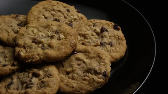 Cinematic, Rotating Shot of Cookies on a Plate - COOKIES 168 alt