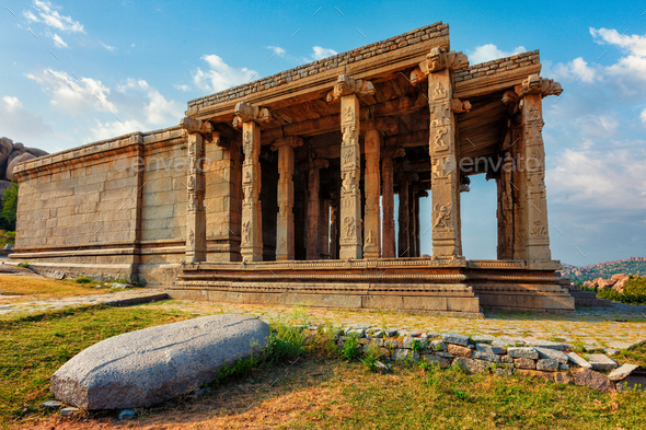 Hampi - The Heritage Site Of Architectural Wonder!
