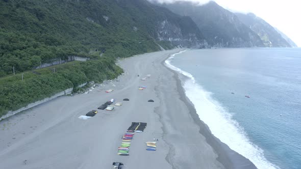 Aerial video of a beach. alt