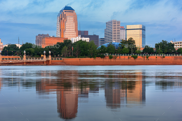 Shreveport, Louisiana, USA downtown skyline on the Red River - Stock Photo - Images