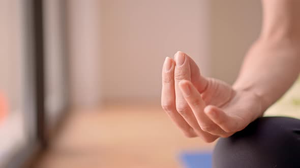 Female Meditation Indoors alt
