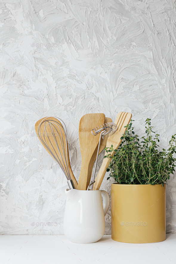 Thyme in the Kitchen, kitchen accessories