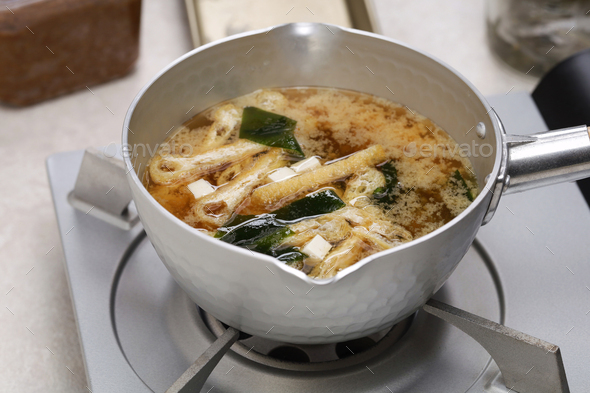 How to make Japanese miso soup. Combine with ingredients. Do not bring to a boil.