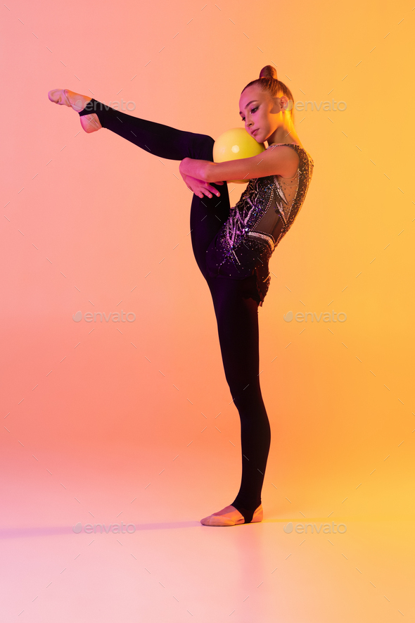 Love this start pose 💜 - Rhythmic Gymnastics | Facebook